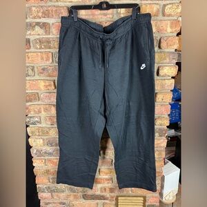 Nike black sweatpants size 2X with wide legs